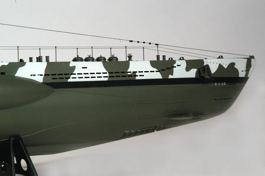 46885 u boat diecast details