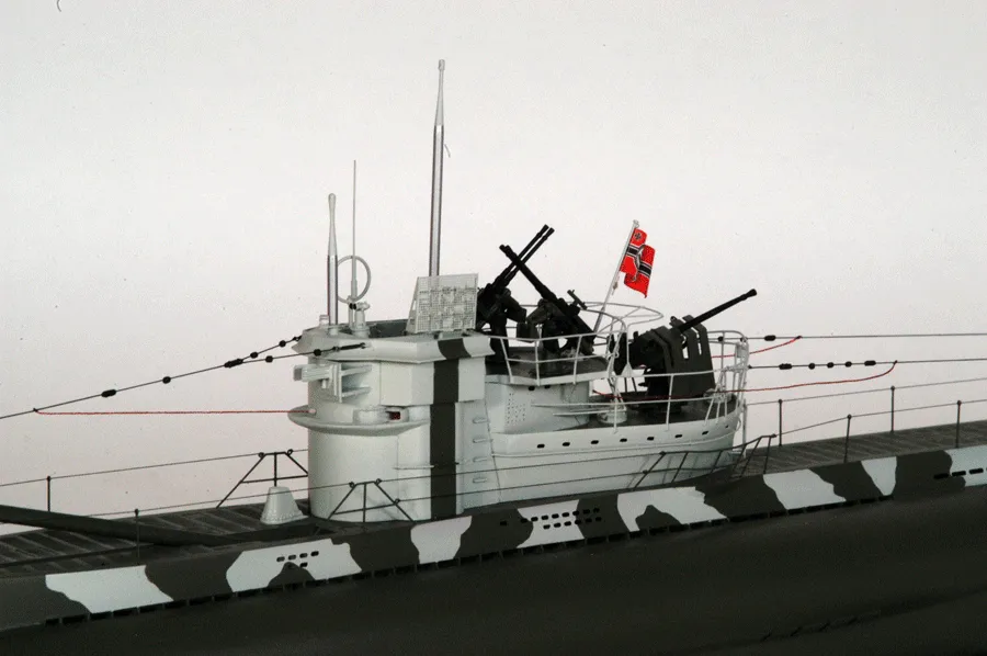 46885 u boat diecast scale