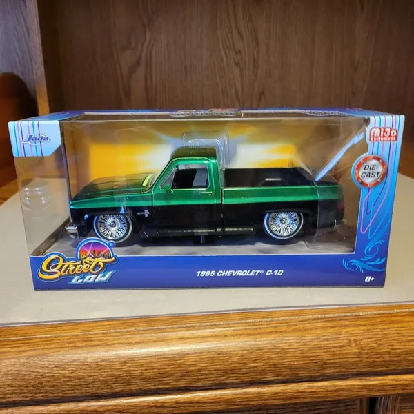 46887 c10 diecast details