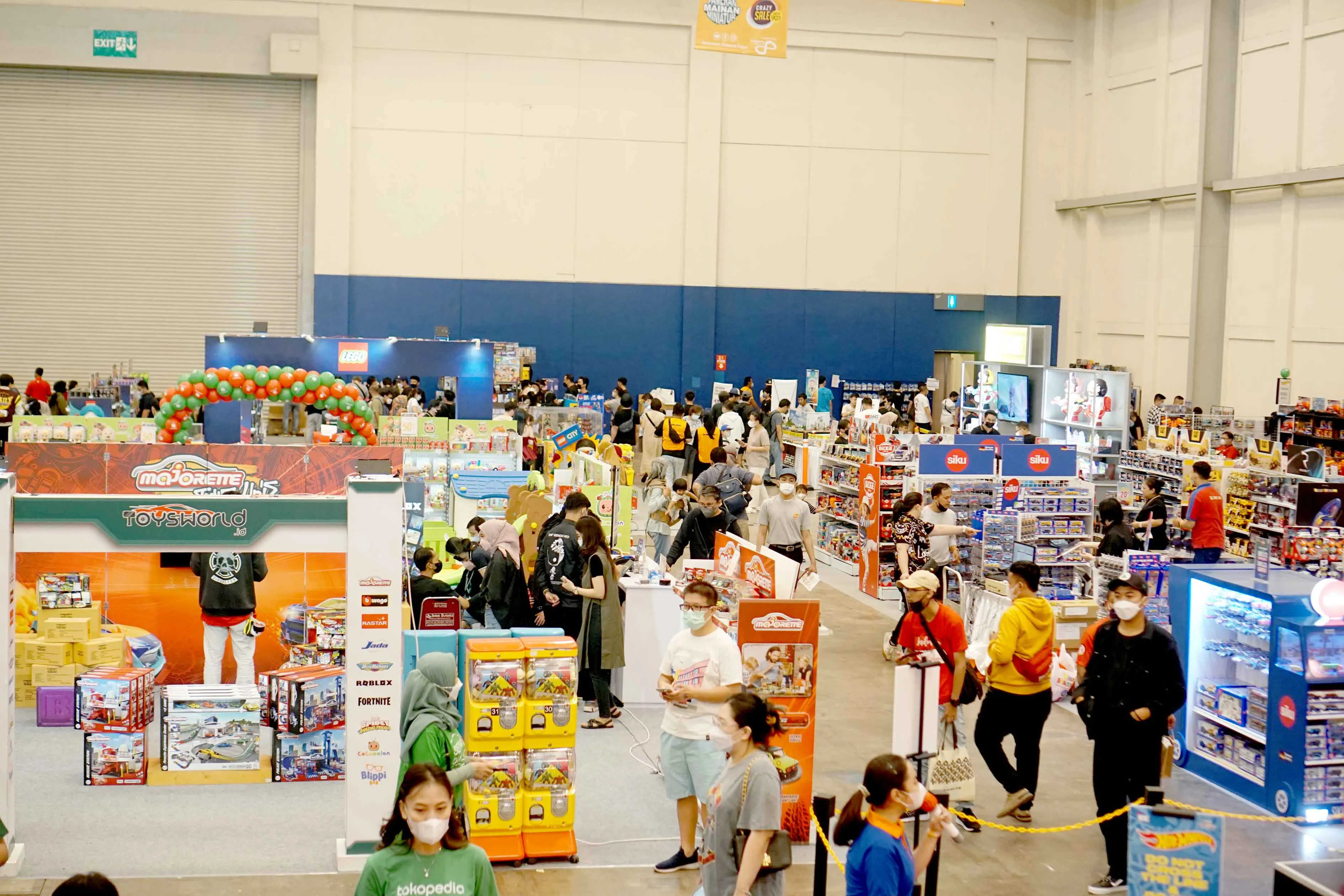 46907 diecast expo auctions