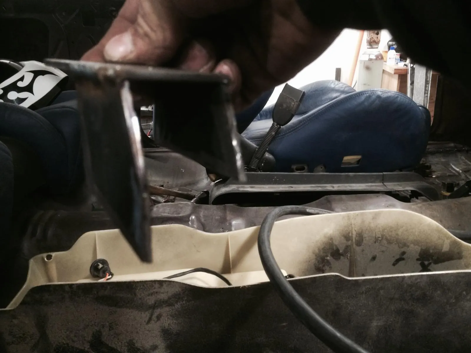 46910 classic car shops stockholm