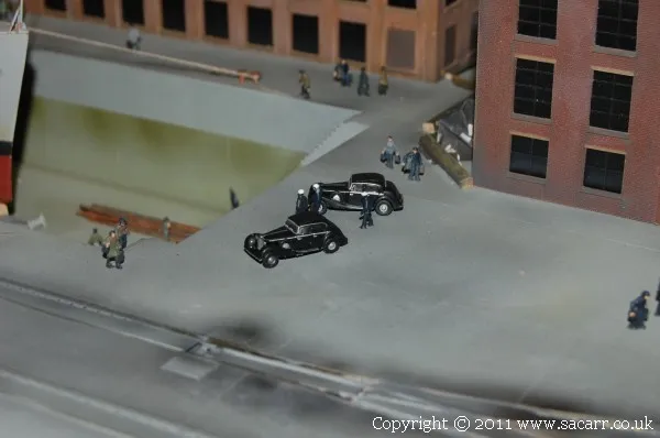 46958 lyndon davies model collector