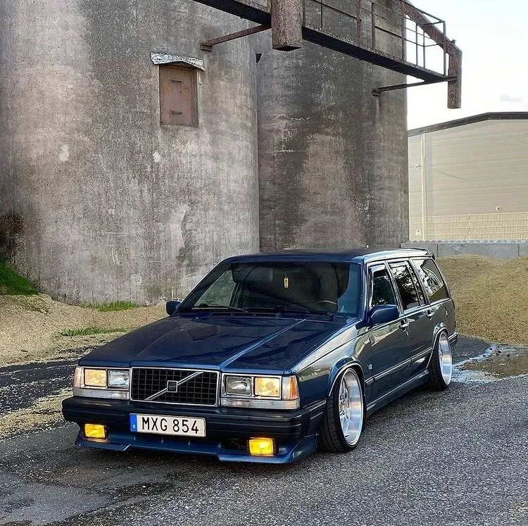 46959 volvo 740 diecast car metal