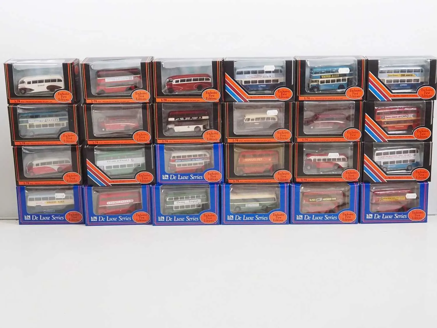 /img/46961-efe-diecast-bus-storage.webp