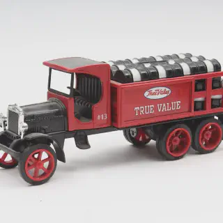 /img/46965-ertl-coca-cola-truck.webp