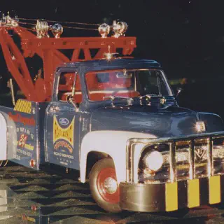 /img/46969-diecast-tow-truck-collection.webp