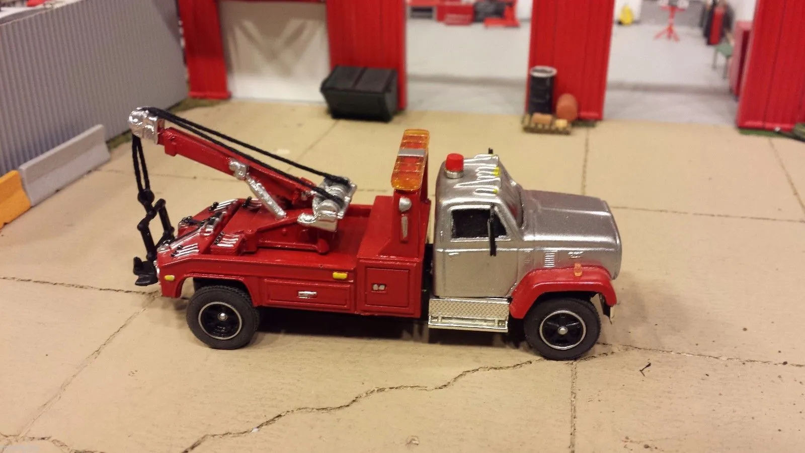 46969 diecast tow truck features