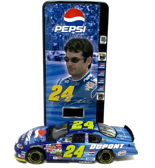 /img/46990-collecting-nascar-diecast.webp
