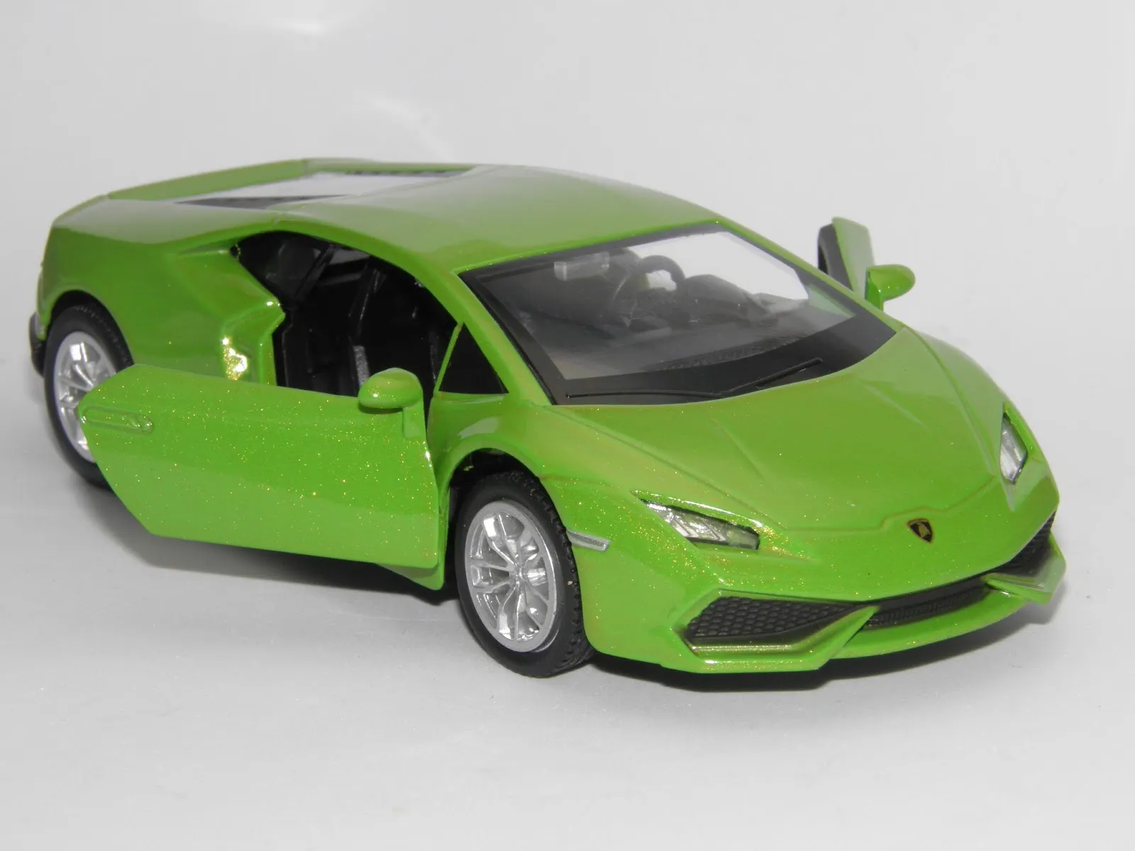 47015 lamborghini huracan diecast online retailers