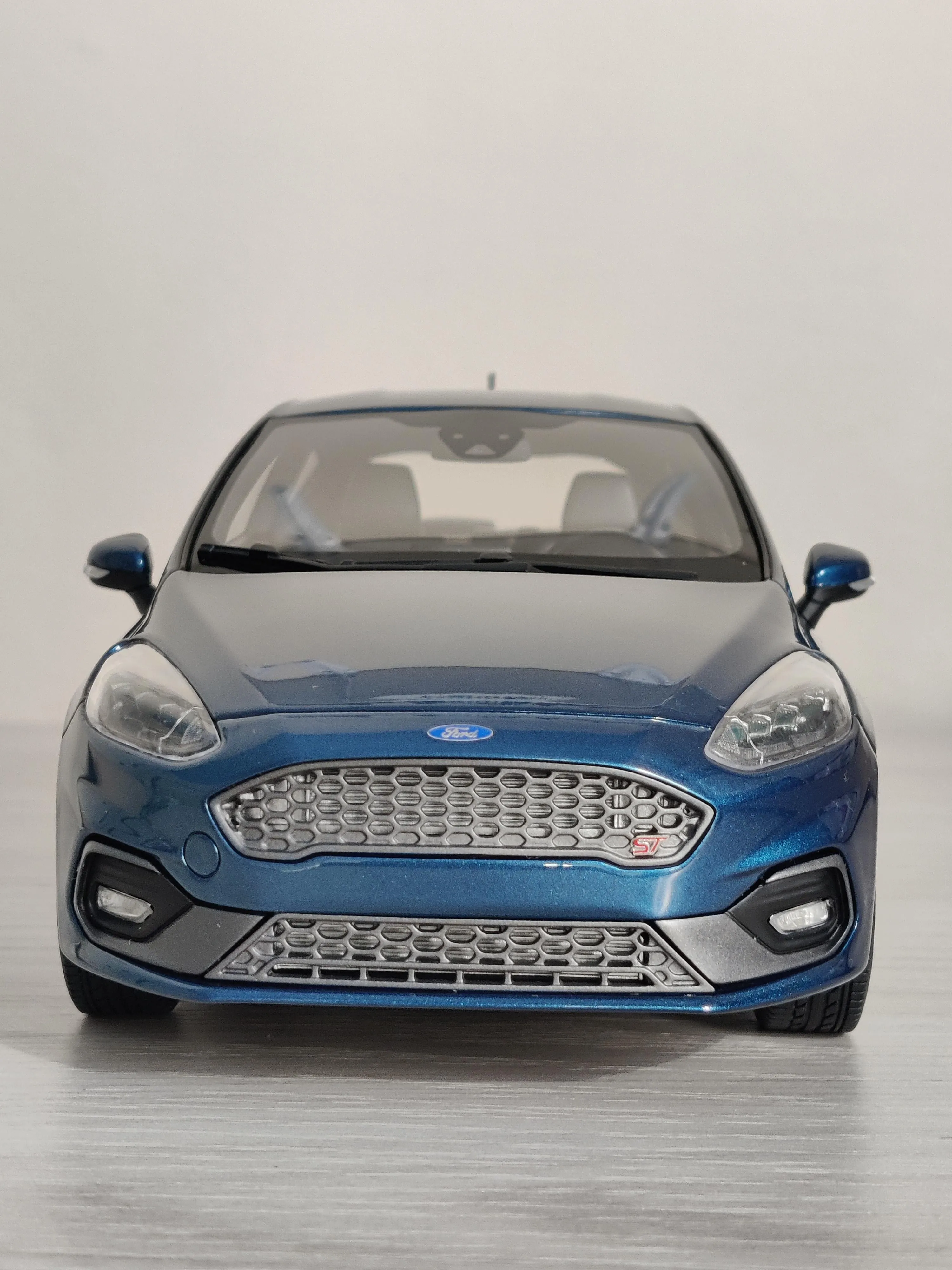47021 ford fiesta mk7 diecast overview
