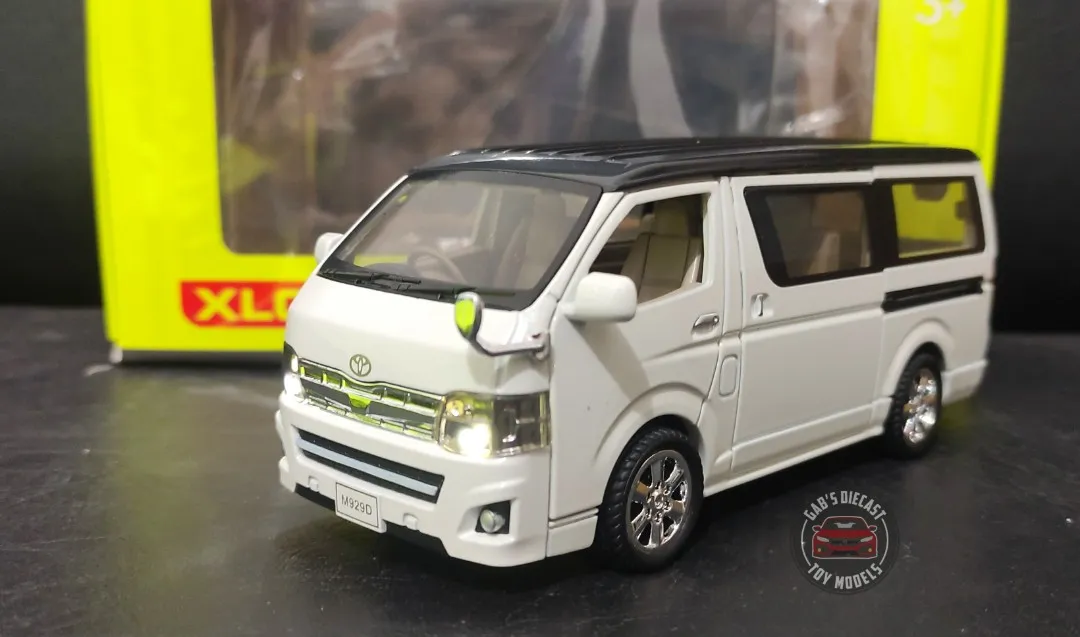 47035 toyota hiace diecast model 1
