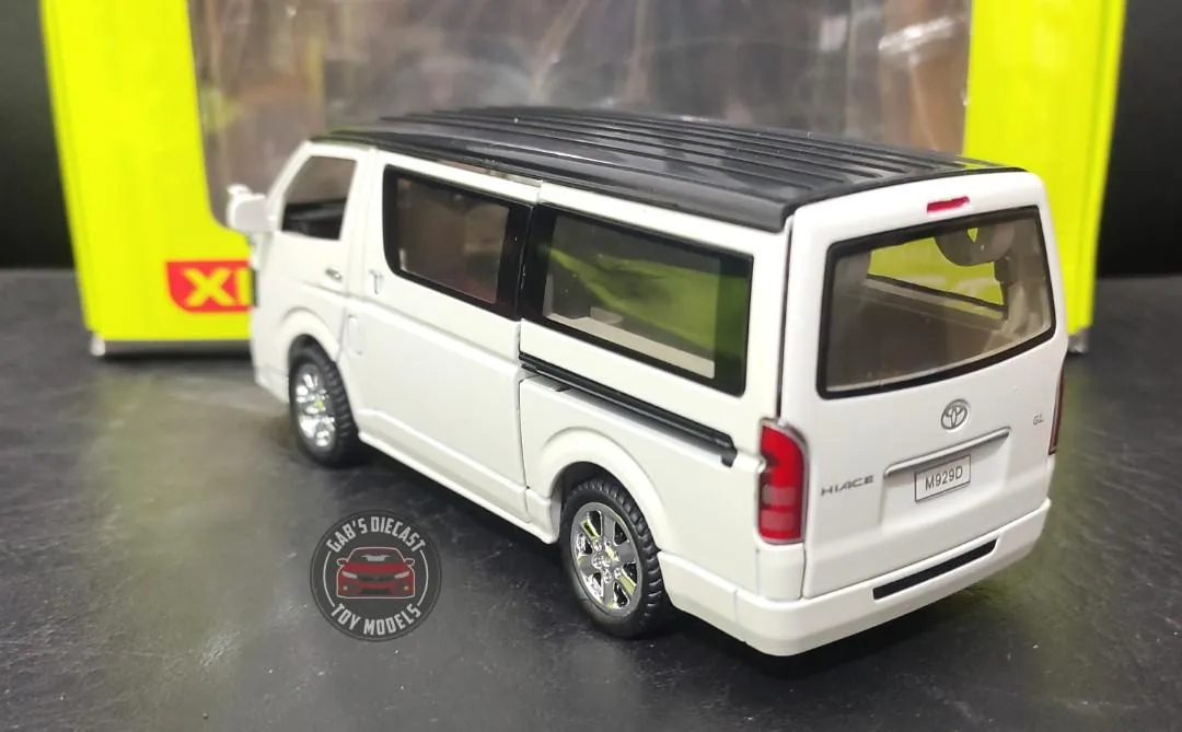 47035 toyota hiace diecast model 2