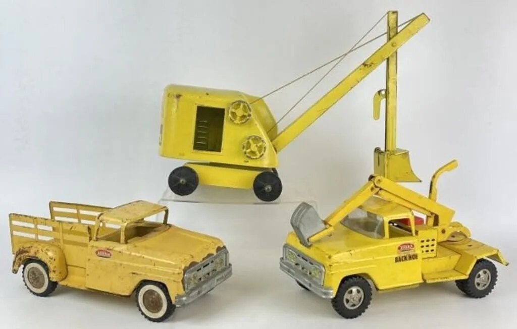 47036 collecting tonka trucks