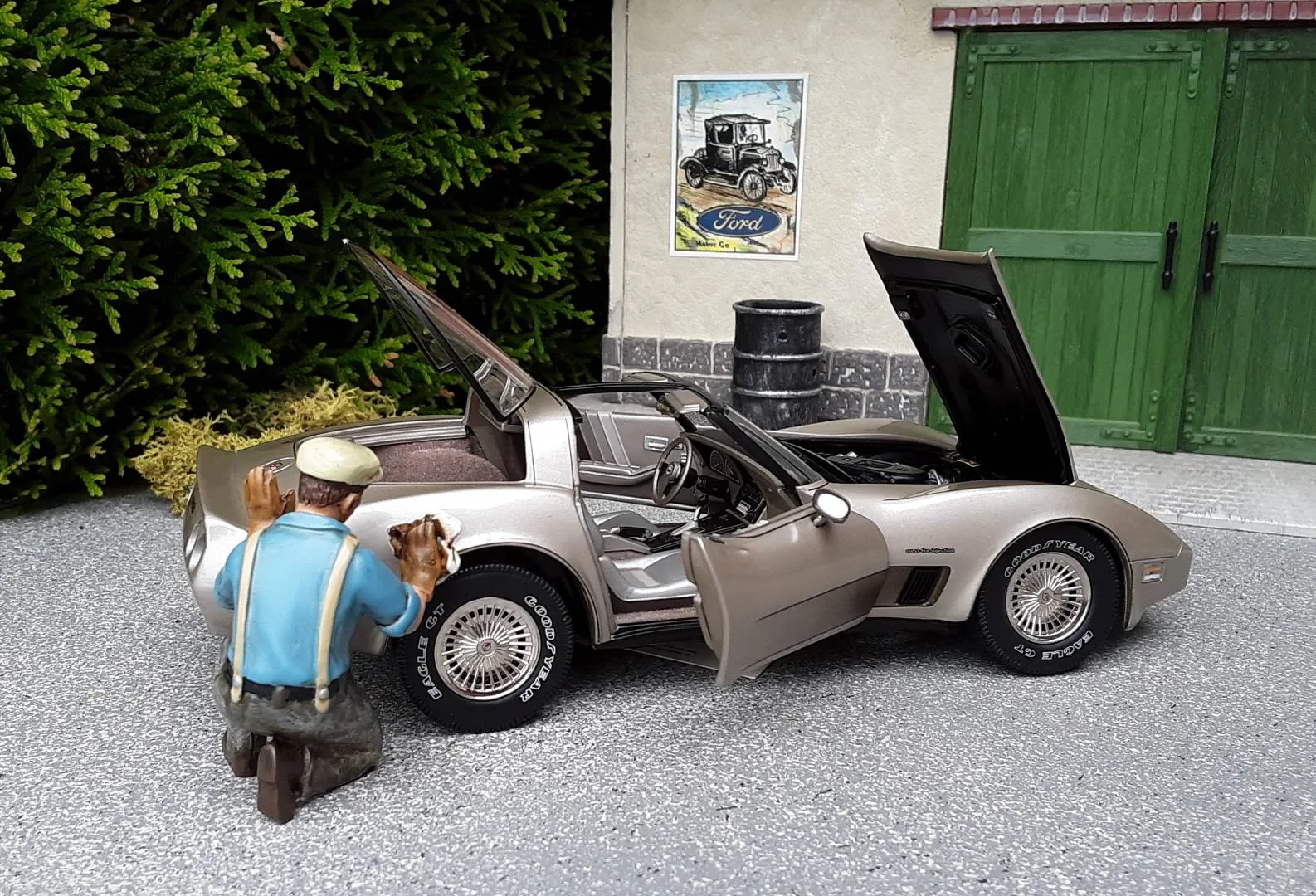 47038 diecast corvette rare