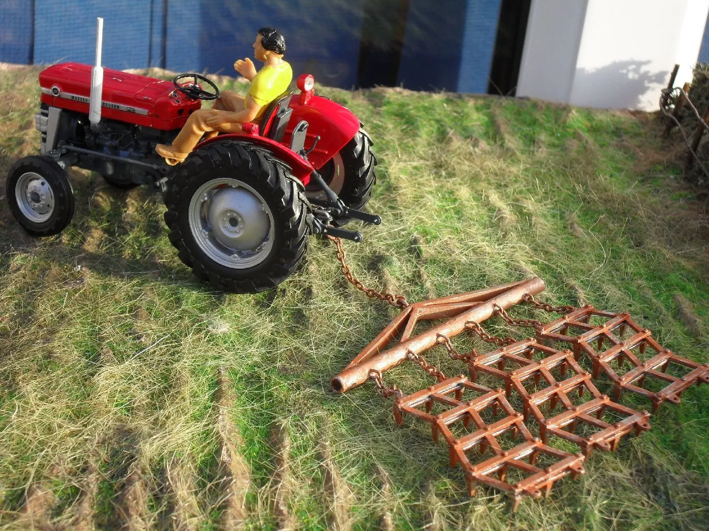 47083 diecast farm tractor