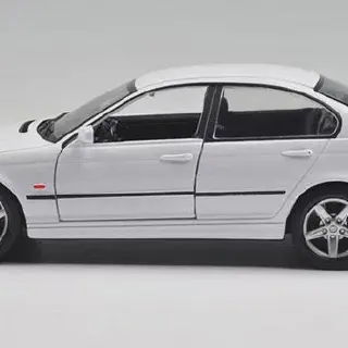 /img/47090-bmw-328i-diecast-buying.webp