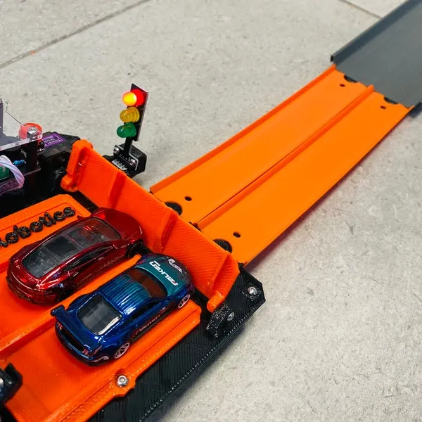 47117 custom diecast racing track 2