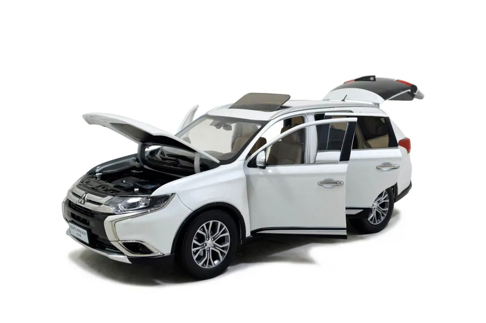 47121 mitsubishi outlander diecast car 6