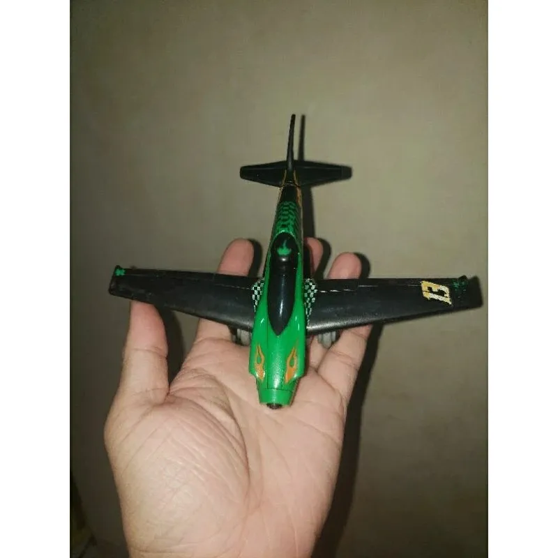 47134 ripslinger diecast plane display