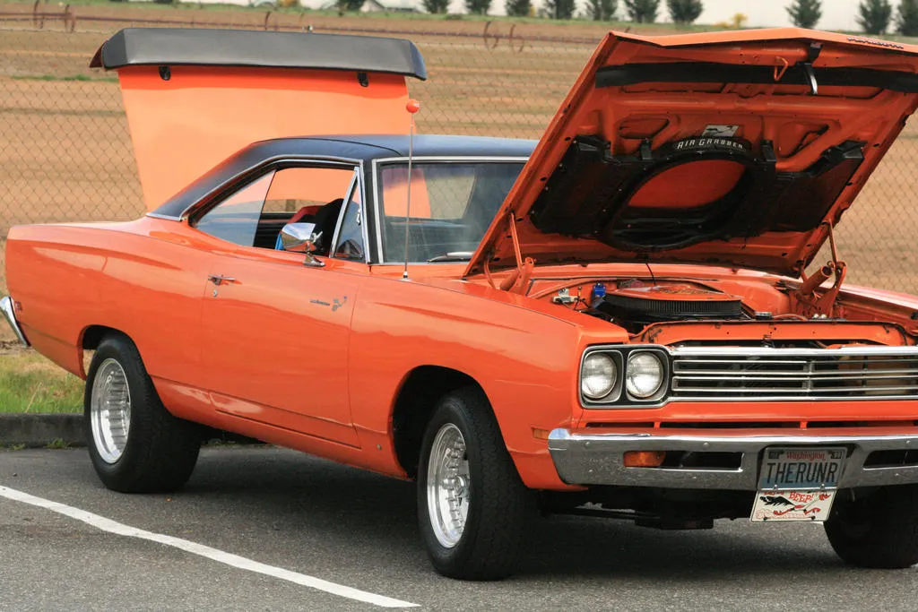 47159 roadrunner diecast 69 historical