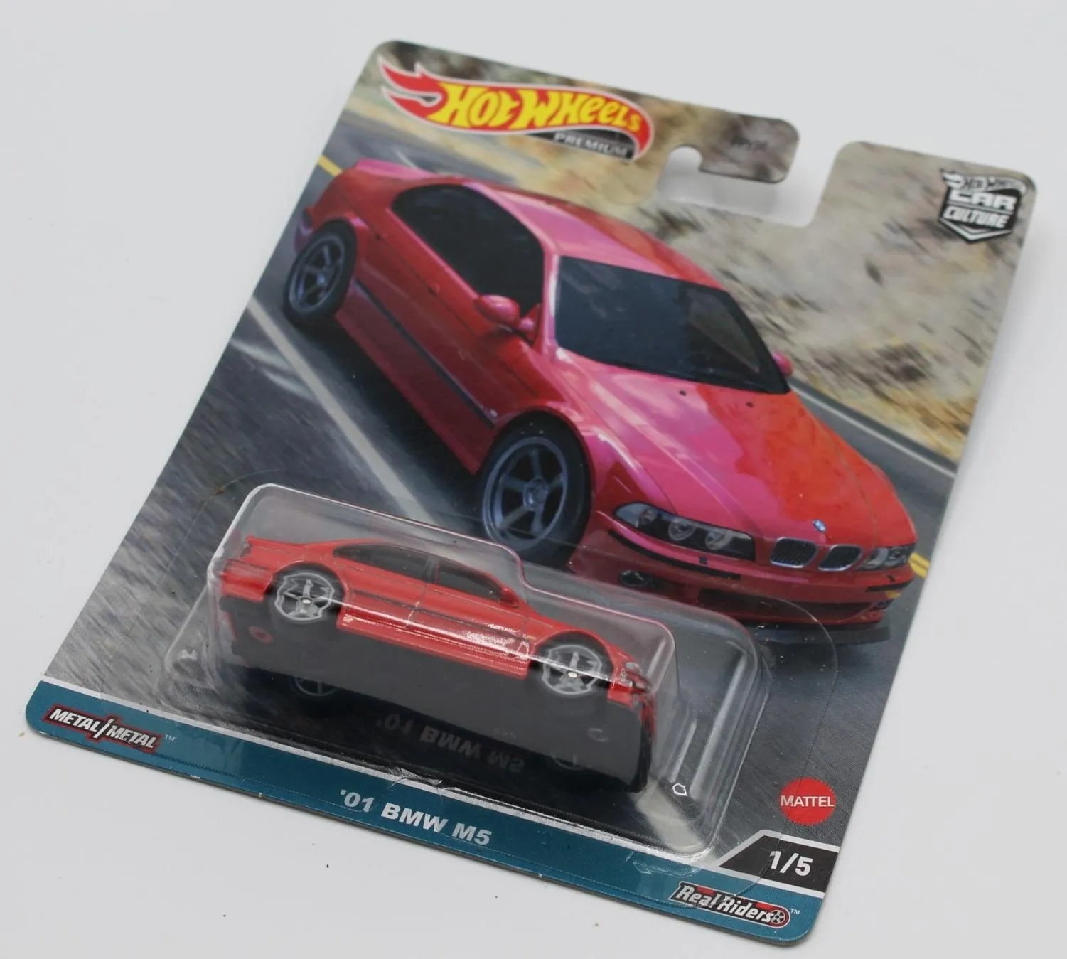 /img/47179-bmw-e39-m5-diecast-packaging.webp
