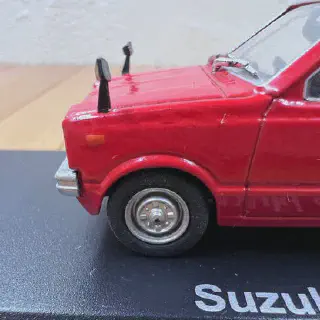 /img/47195-suzuki-alto-diecast-model-display.webp