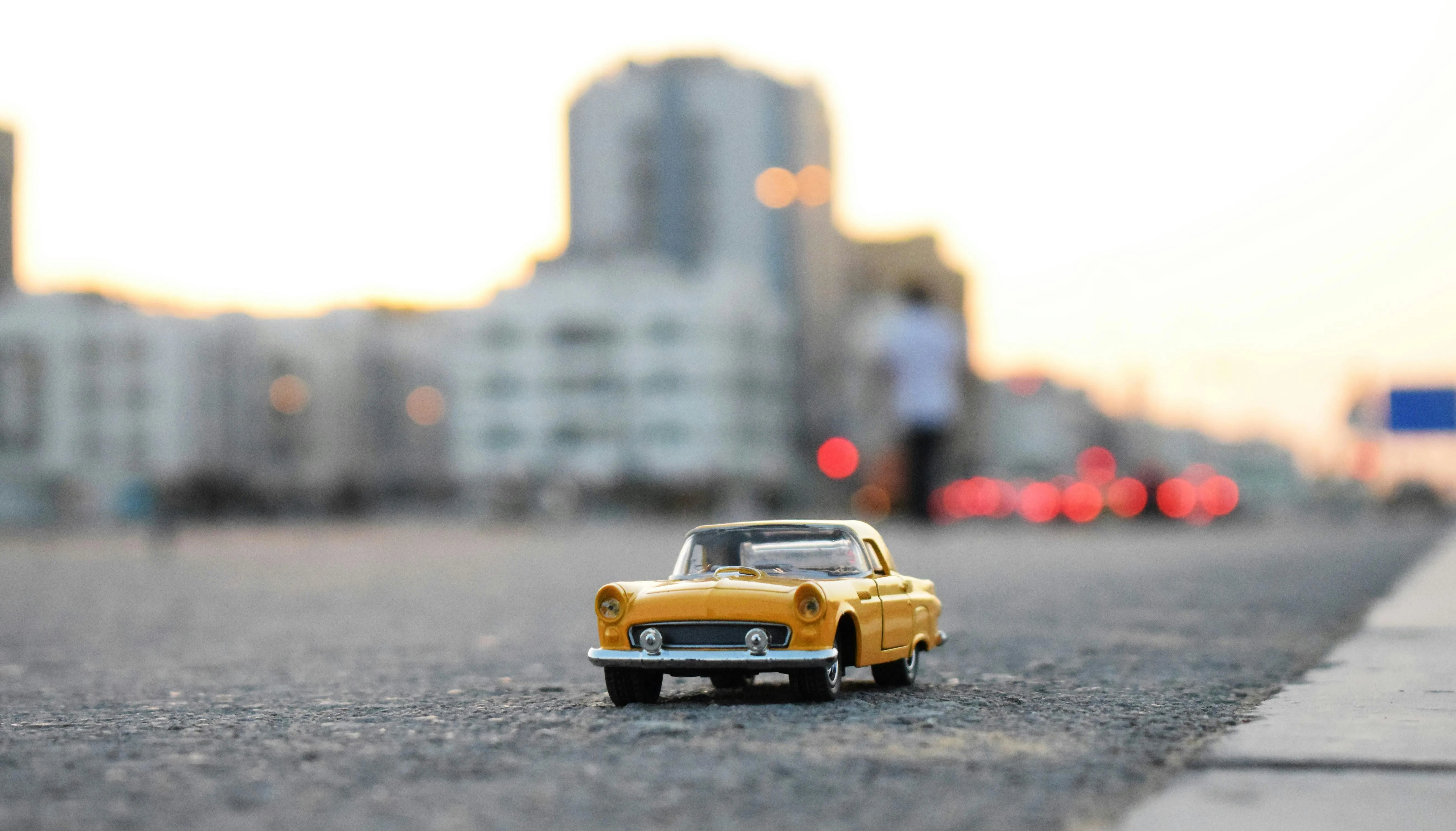 47207 membersihkan diecast