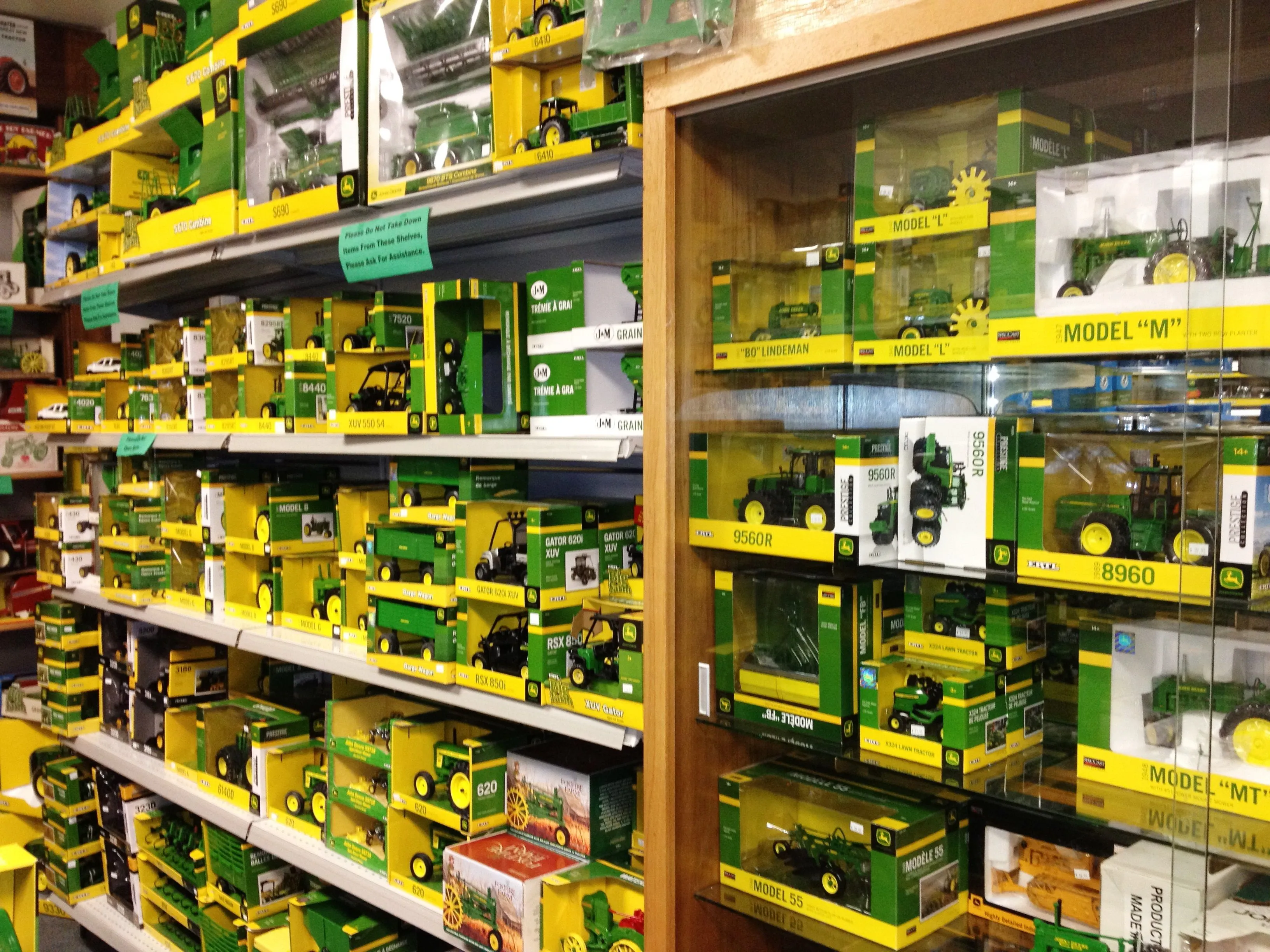 47209 iowa diecast manufacturers